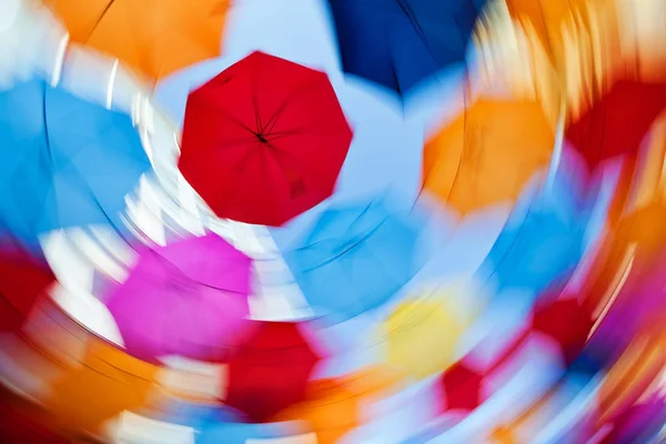 Abstraction Avec Des Parapluies Colorés Pour Fond Flou — Photo