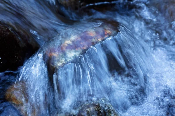 Stone Mountain Water Note Shallow Depth Field — 스톡 사진