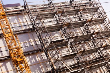 İnşaat ekipman ve işçiler ile