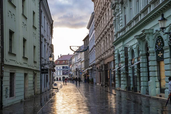 Rua Típica Centro Antigo Bratislava Natal Bratislava Eslováquia 2019 Fotografia De Stock