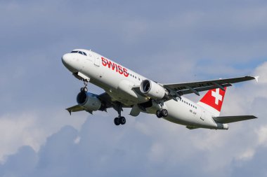 Maribor havaalanında LOWG İsviçre Airbus A-320