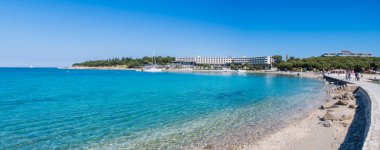 Sveti Andrija Adası, Rovinj, Hırvatistan da kırmızı ada