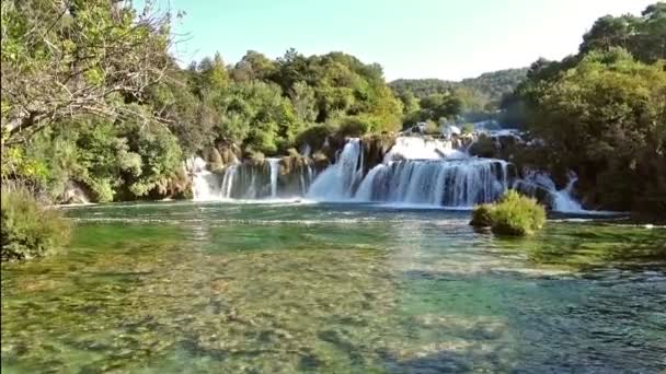 vodopády krka, národní park, Dalmácie, Chorvatsko