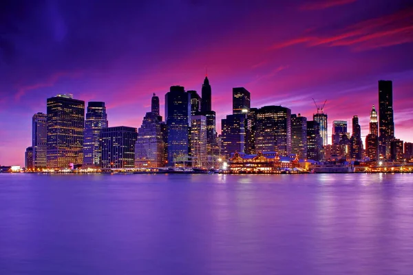 New York 'taki Brooklyn Köprüsü Parkı' ndan Manhattan