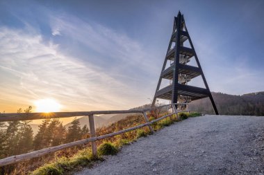 Terchova üzerinde gözcü kulesi, Low Fatra, Slovakya
