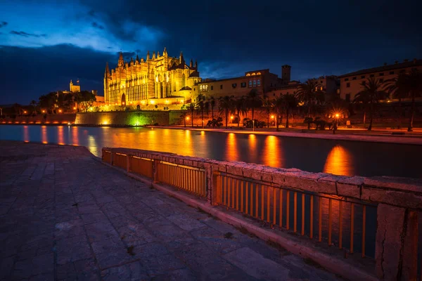Geceleri Palma de Majorca Katedrali, Mayorka, Balearic Adaları, İspanya