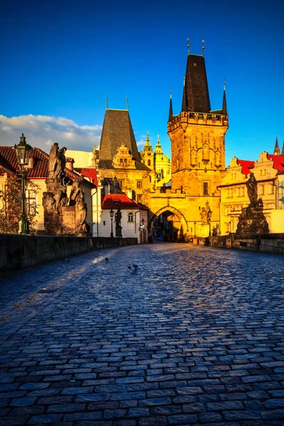Charles bridge, gothic Lesser Town bridge tower, Lesser town district, Prague (UNESCO), Czech republic