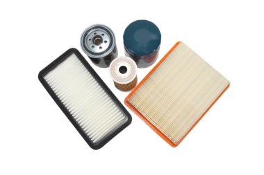 Araba yedek parçaları. Yağ, yakıt, beyaz arka plan üzerinde izole hava filtre.