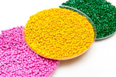 Plastik granül. Renklendirici granül polimerler için.