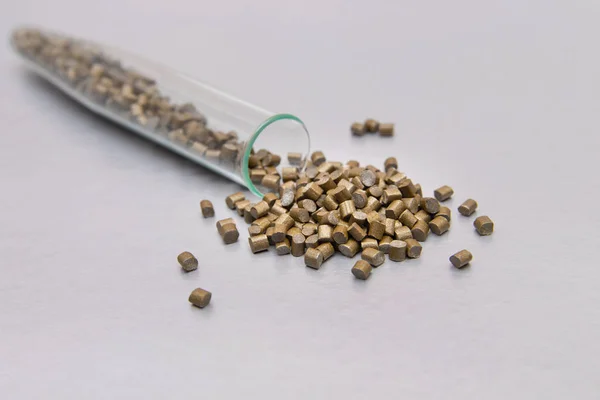 Plastik Paletler. Renklendirici polimer granül içinde için. Altın güve
