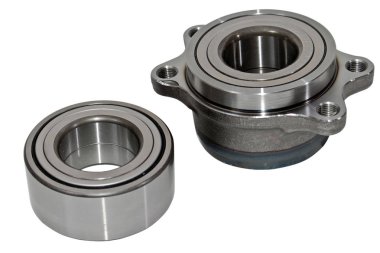 Tekerlek hub, tekerlek rulman araba beyaz arka plan üzerinde izole. Yedek 