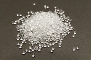 HDPE. Şeffaf polietilen granül. Plastik granül. Plastik