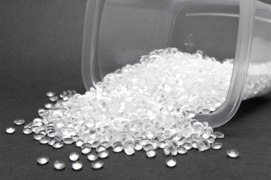 HDPE. Şeffaf polietilen granül. Plastik granül. Plastik
