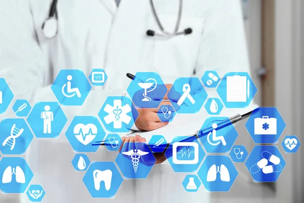 Medical network connection on the virtual touch screen and Docto — Stock Photo, Image