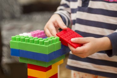 Çocuk tasarımcı toplar. Kids hareket anaokulu ya da evde