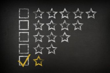 Blackboard bir yıldız denetim listesi derecelendirmesine