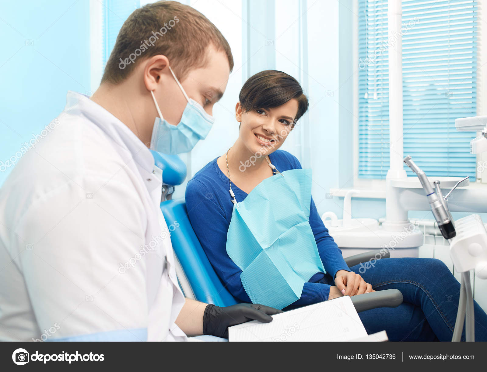 Clinique Dentaire Cabinet Dentaire Image Libre De Droit Par Juriymaslak Gmail Com C
