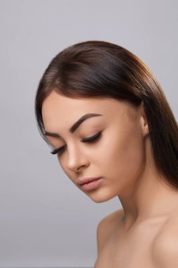 Kirpik uzantıları. Sahte kirpik. 