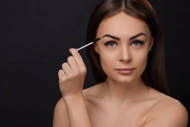 Kirpik uzantıları. Sahte kirpik. 