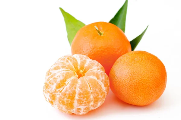 Mandarin, tangerine citrus fruit isolated on white background. — Stock Photo, Image