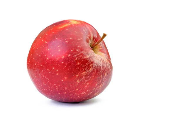 Ein roter Apfel auf weißem Hintergrund — Stockfoto