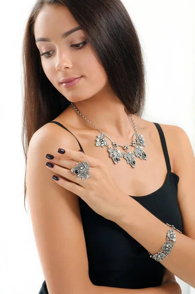 Studio portrait beautiful woman with stylish accessory and jewel — Stock Photo, Image