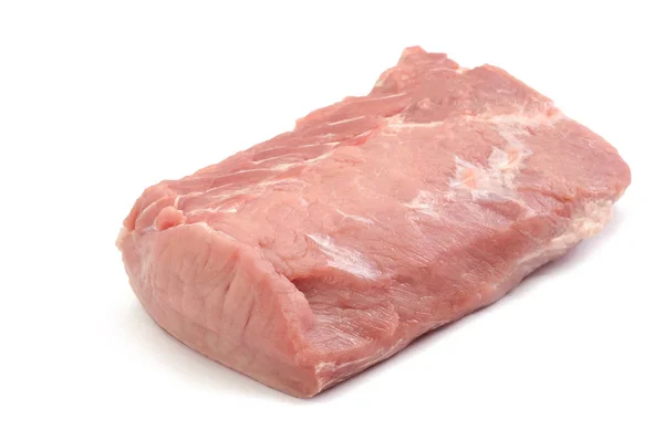 Carnea de porc crud tăiată izolată pe fundal alb — Fotografie, imagine de stoc