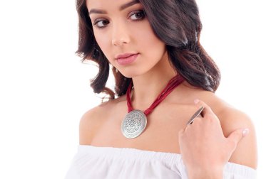 kadın modeliyle güzellik görünüyor uzun kahverengi hai moda portre