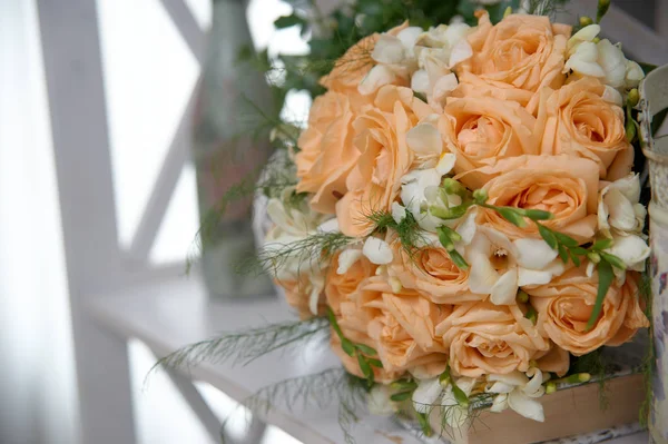 Bridal Bouquet of roses — Stock Photo, Image