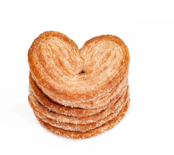 Hjärta form cookies i stacken isolerad på vit — Stockfoto