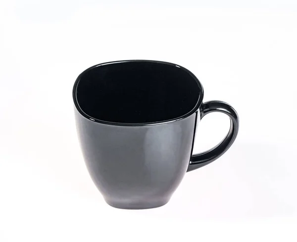 Черный пустой стакан изолирован на белом фоне — стоковое фото