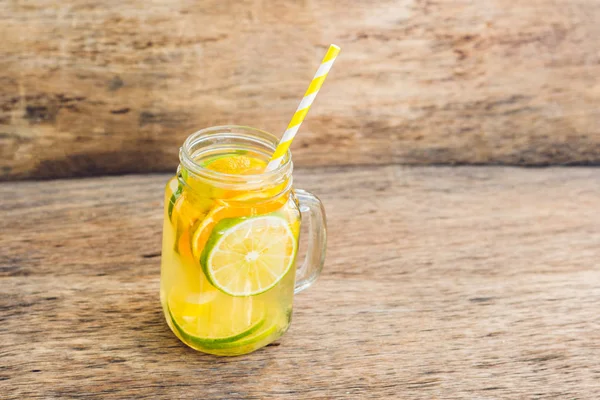 Té de Kombucha crudo fermentado casero — Foto de Stock