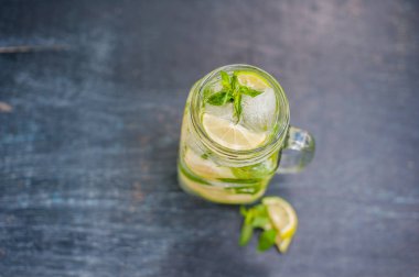 mojito kireç ile bardak