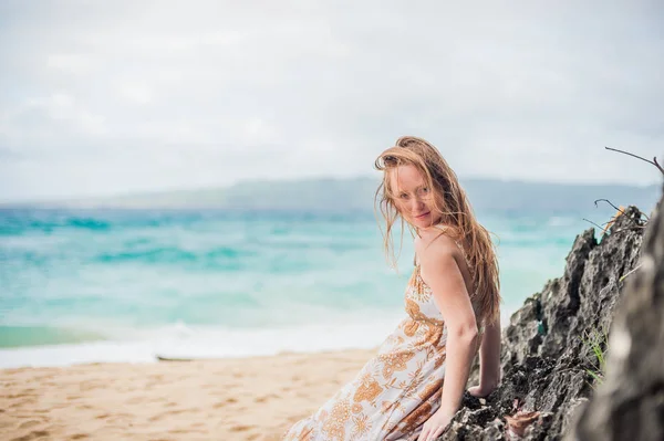 Girl on the beach of Boracay Island — Stock Photo, Image