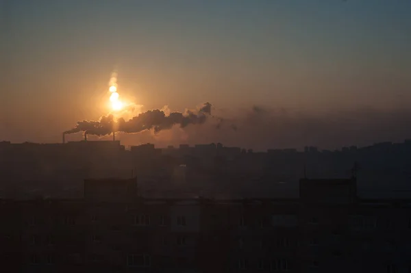 Matin Dans Ville Industrielle Fumée Pipe Concept Pollution — Photo