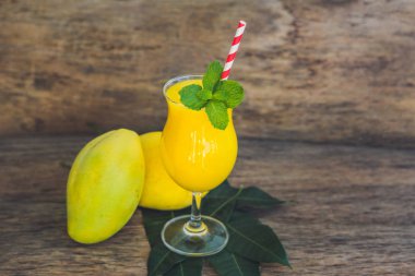 Mango gelen sulu güler yüzlü 