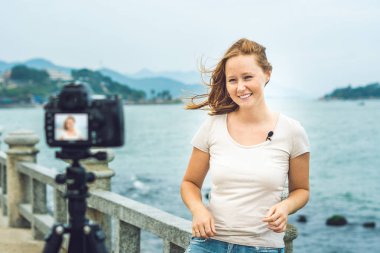 kadın blogger video onun blog teklifleri 