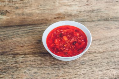 Geleneksel Ukrayna sebze pancar çorbası çorba