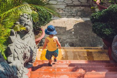 Budist tapınağı Vietnam çocukta 