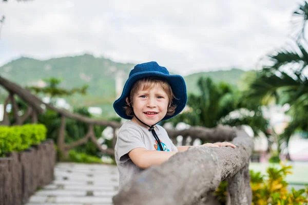 Toddler Boy tourist in Vietnam — Stock Photo, Image