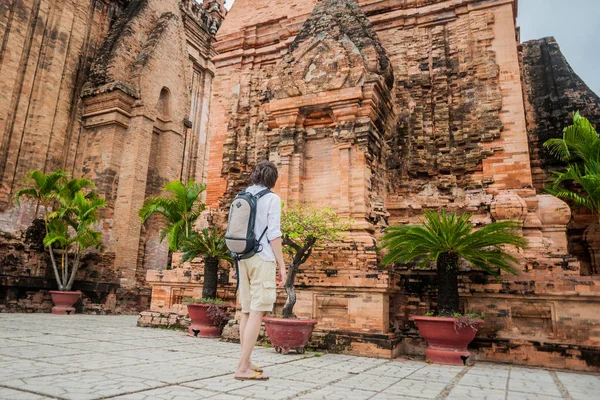 Turystycznych człowieka w Wietnamie — Zdjęcie stockowe