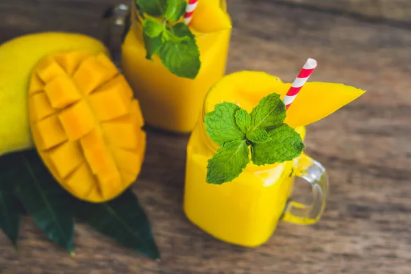 Mango Juicy smoothie — Stock Fotó