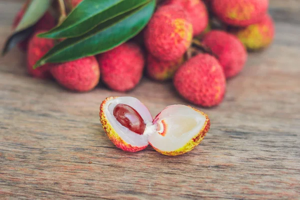 Fresh litchi fruits — Stock Photo, Image