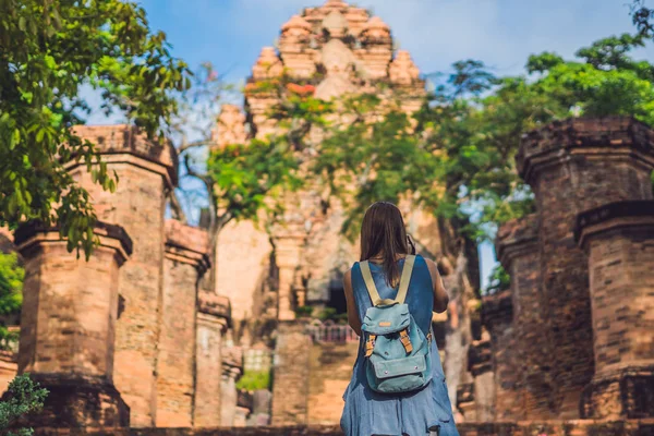 Kobieta turystycznych w Wietnamie — Zdjęcie stockowe