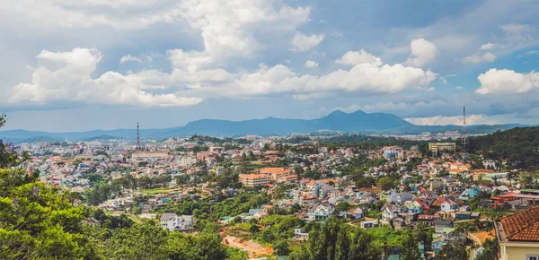 Gran panorama de la ciudad de Dalat — Foto de Stock