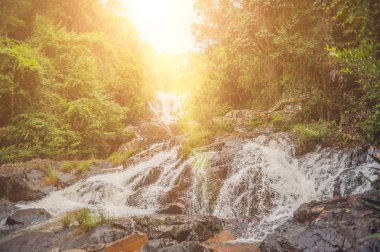 basamaklı Datanla şelale ben