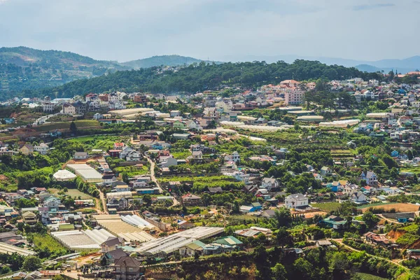 Vista de la ciudad de Dalat, Vietnam — Foto de Stock