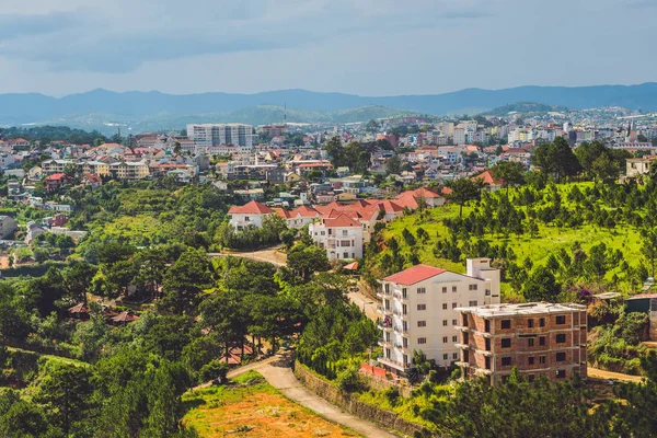 Vista de la ciudad de Dalat, Vietnam . — Foto de Stock