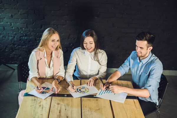 Young team of coworkers — Stock Photo, Image