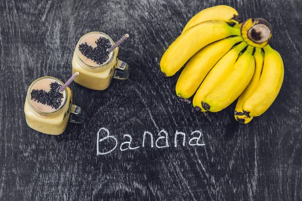Frullati di banane e banane — Foto Stock